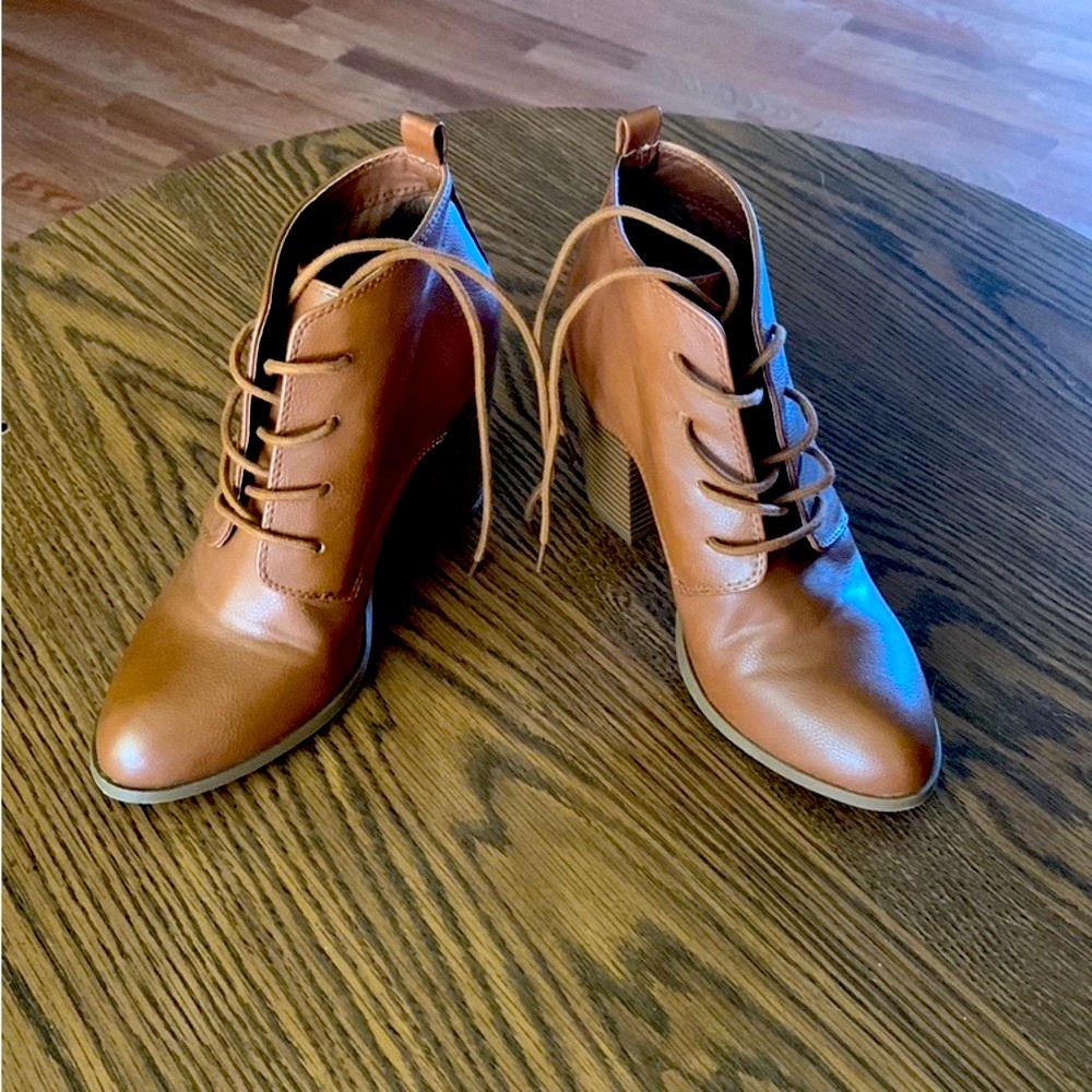 Brown ❤️ Boots ❤️ Size 7.5 ❤️ ❤️ ❤️ - Picture 6 of 8